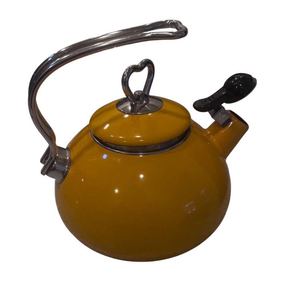 Mustard Yellow Enamel Whistling Tea Kettle‎ Heart Knob Retro Stove Tea Pot EUC